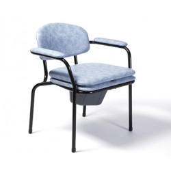 Chaise percée sur pieds